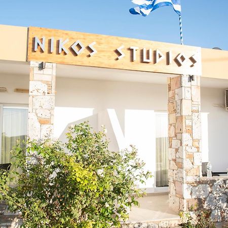 Nikos Studios Кефалос Екстериор снимка